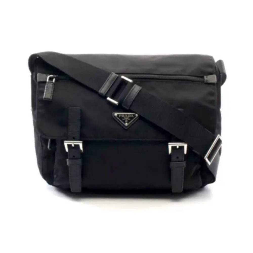 Vintage PRADA Nylon Tessuto Black Messenger Crossbody Bag Purse Satchel.